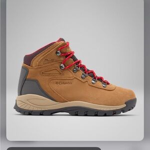 Columbia Newton Ridge plus waterproof amped Brown &  Red Boots size 7.5